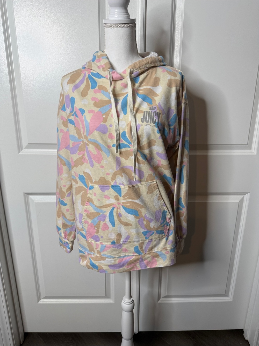 Juicy Couture Pastel Floral Pullover Hoodie in Pink, Blue, Beige Size XL Women’s